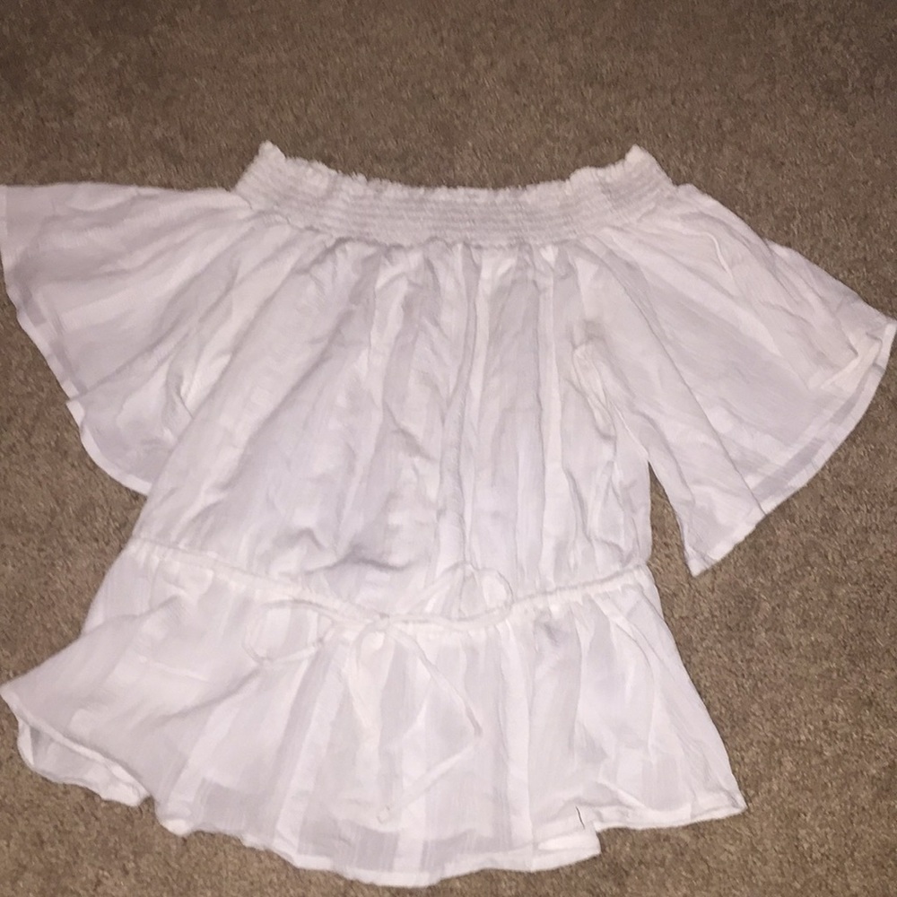 off the shoulder top — accepting lower offers!!!